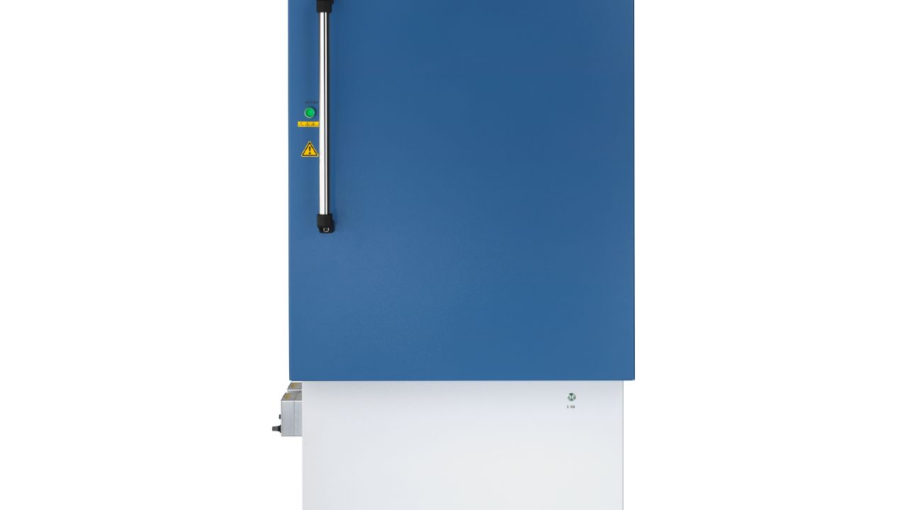 R&S®ATS1500C 汽車雷達天線測試暗室（76 – 81 GHz，3D 定位器） 角度 2