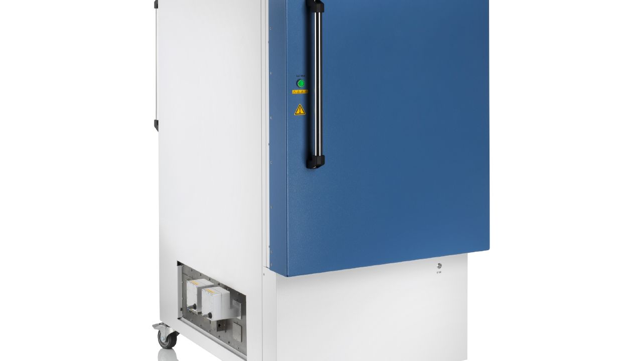 R&S®ATS1500C 汽車雷達天線測試暗室（76 – 81 GHz，3D 定位器） 角度 3