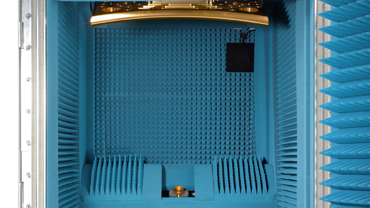 R&S®ATS1800C 緊湊型 3GPP 兼容 OTA 暗室（5G NR FR2 毫米波，CATR） 角度 4