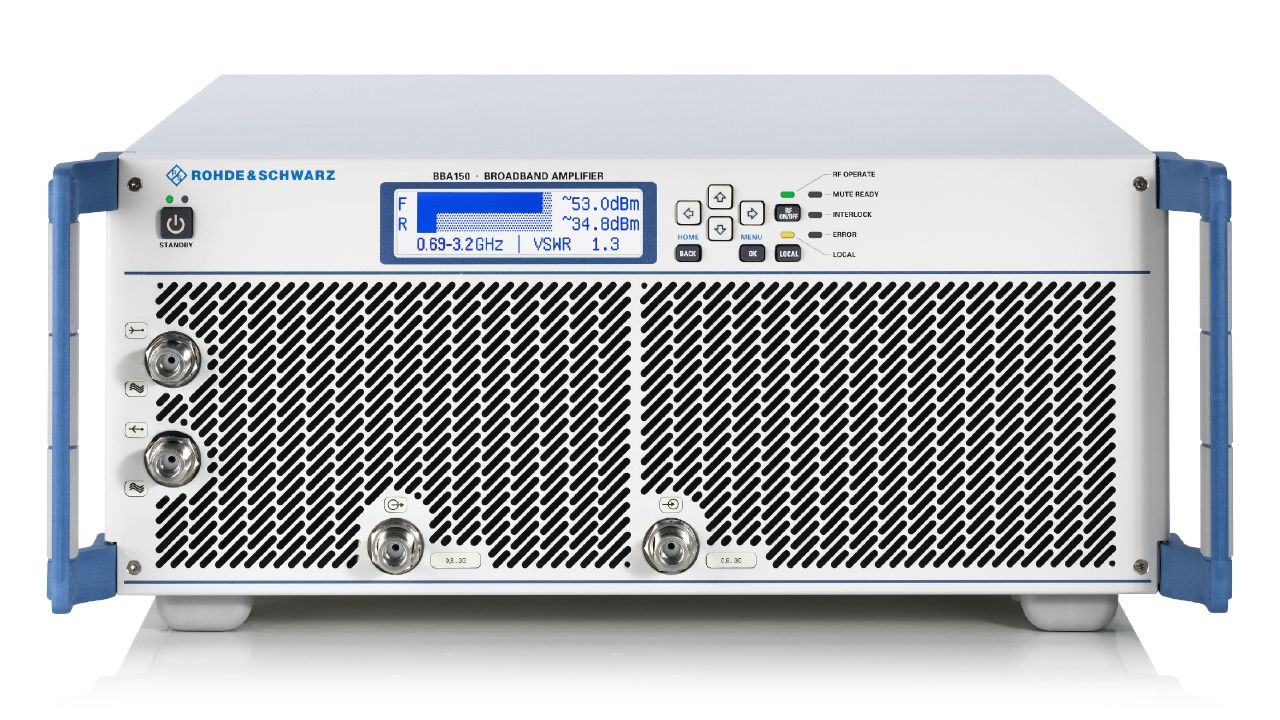 R&S®BBA150 寬頻放大器（4 kHz – 6 GHz，15 W – 3 kW） 角度 2