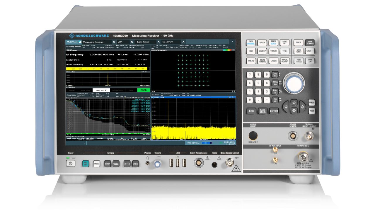 R&S®FSMR3000 微波量測接收器（10 Hz – 50 GHz，訊號產生器校準） 角度 2