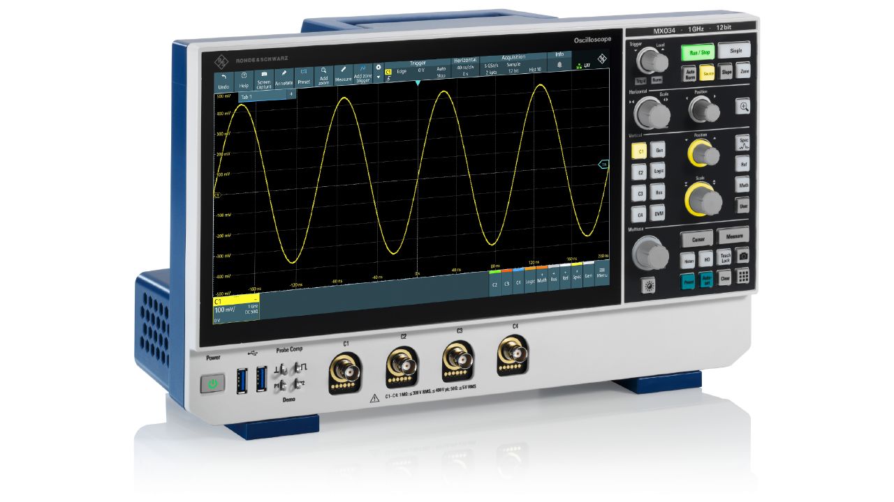 R&S®MXO 3 系列 緊湊型 4/8 通道高效能示波器（12-bit ADC） 角度 3