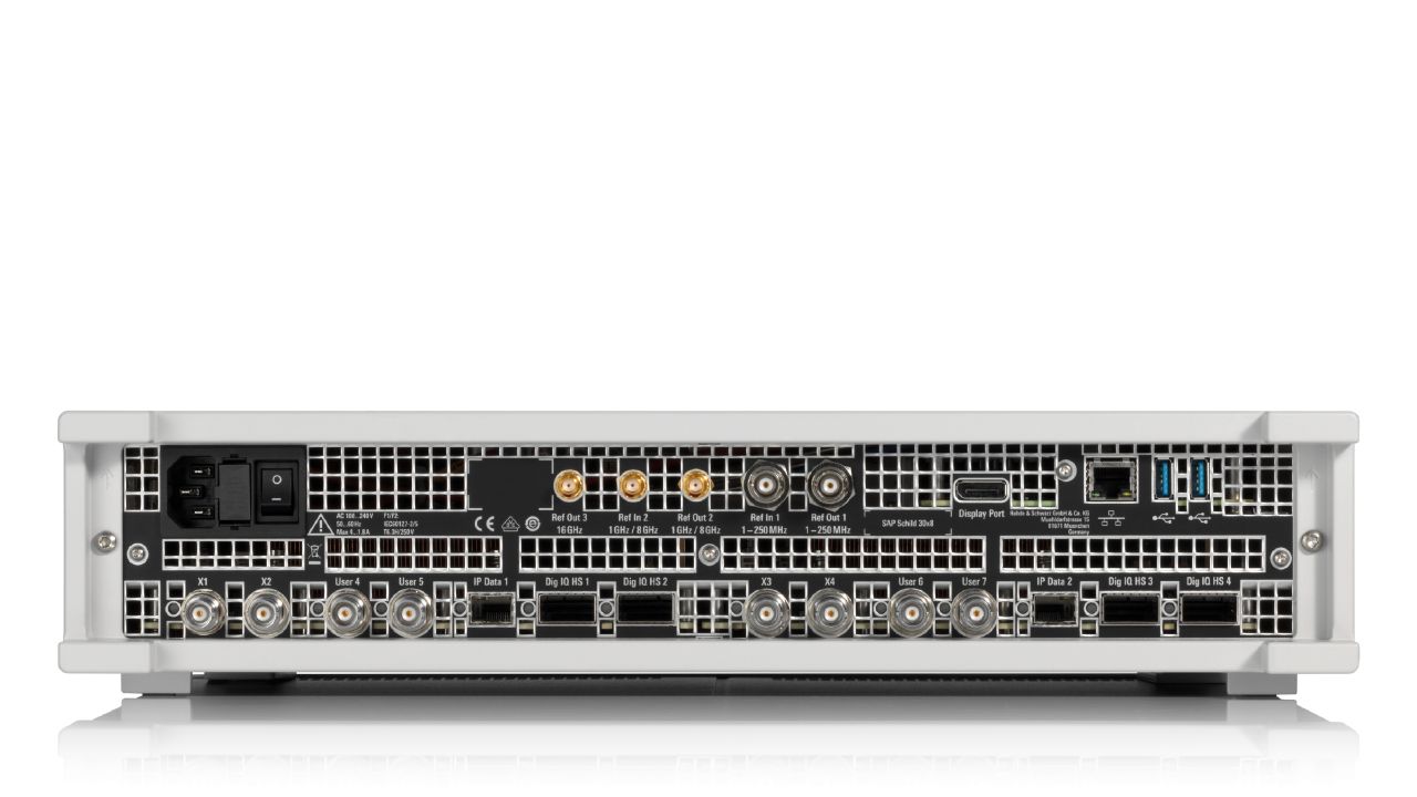 R&S®SFI100A 寬頻 IF 向量訊號產生器（最高 7.5 GHz IF） 角度 3
