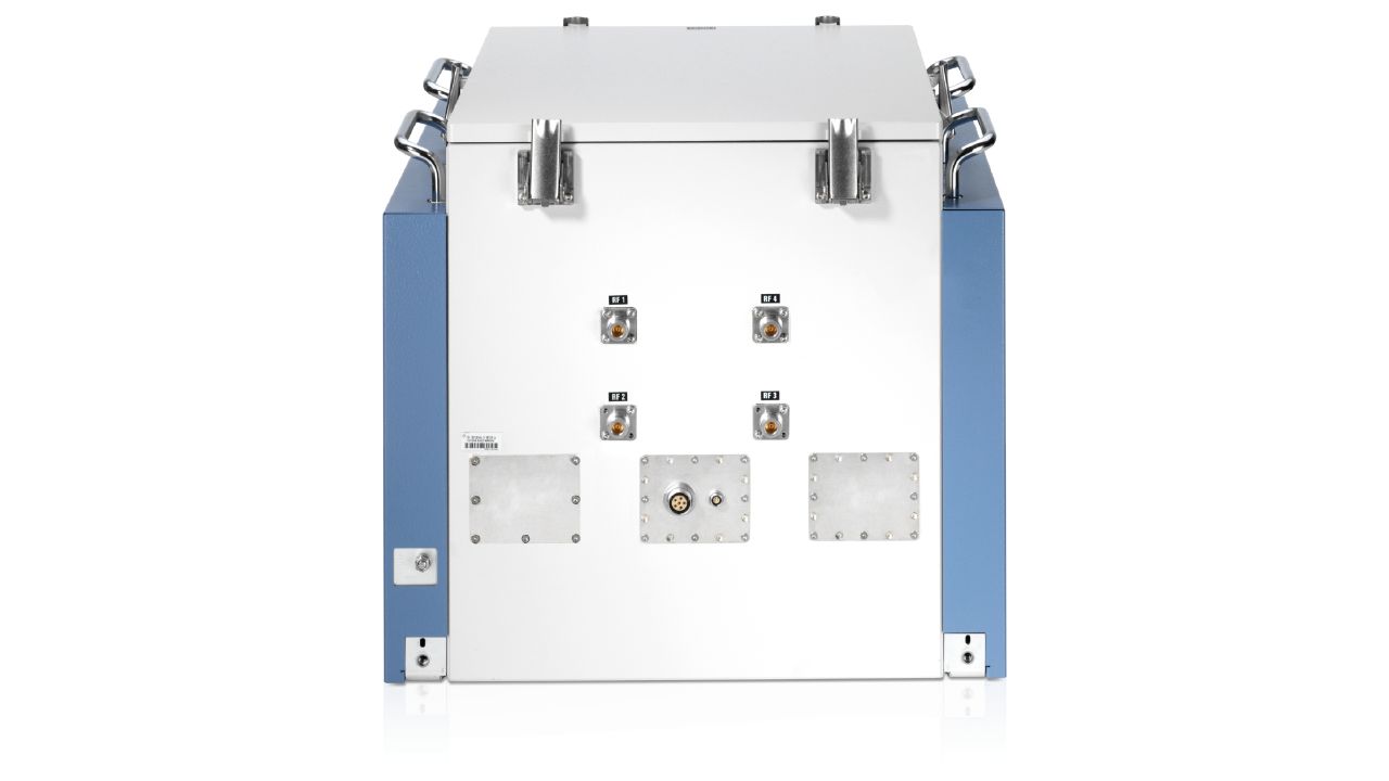 R&S®TS7124 RF 屏蔽測試箱（0.3 – 18 GHz，>80 dB @ 6 GHz） 角度 3