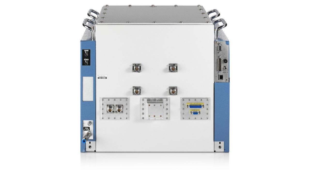 R&S®TS7124 RF 屏蔽測試箱（0.3 – 18 GHz，>80 dB @ 6 GHz） 角度 4